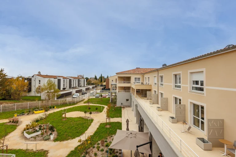 Maison de retraite médicalisée EHPAD Les Châteaux de Provence à Le Thor