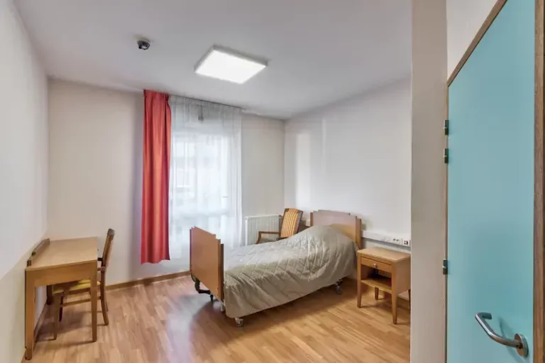 Maison de retraite médicalisée EHPAD Les Collines Dorées à Charnay