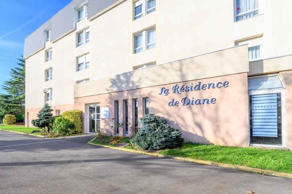 Maison de retraite médicalisée EHPAD Résidence Diane à Claye-Souilly