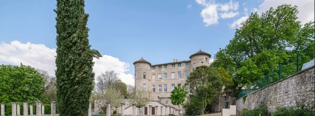 Clinique de soins de suite Château de Florans à La Roque-d’Anthéron