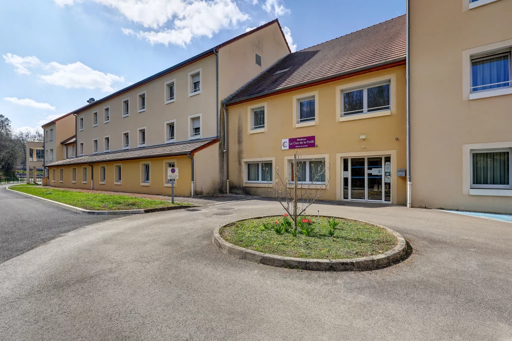 Maison de retraite médicalisée EHPAD Le Clos de la Forêt à Fraisans