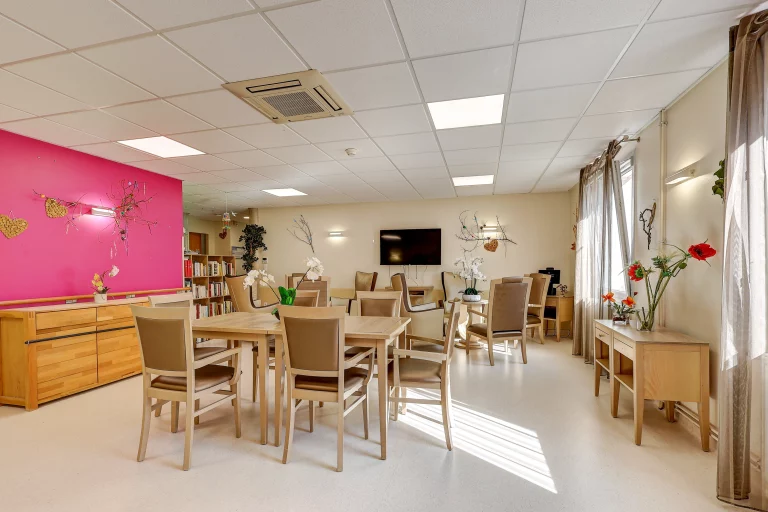 Maison de retraite médicalisée EHPAD Le Clos de la Forêt à Fraisans