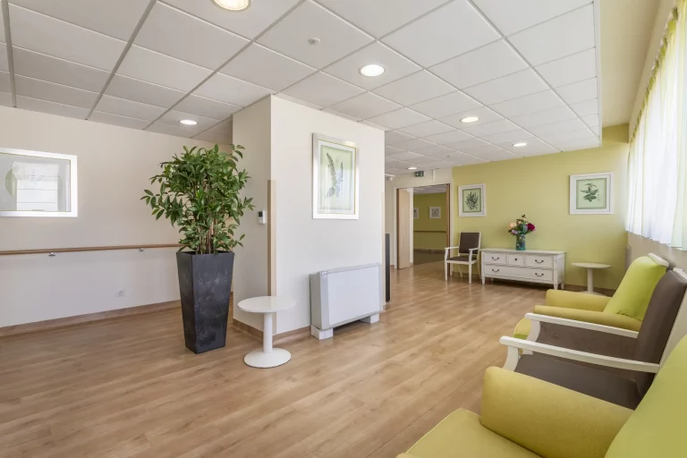 Résidence services seniors République-Dames à Marseille