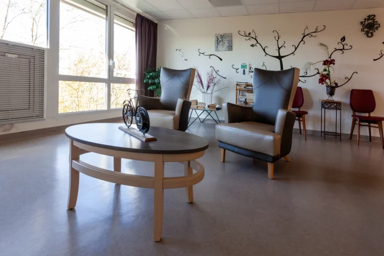 Résidence services seniors EHPAD Résidence du Renons à Neuville-les-Dames