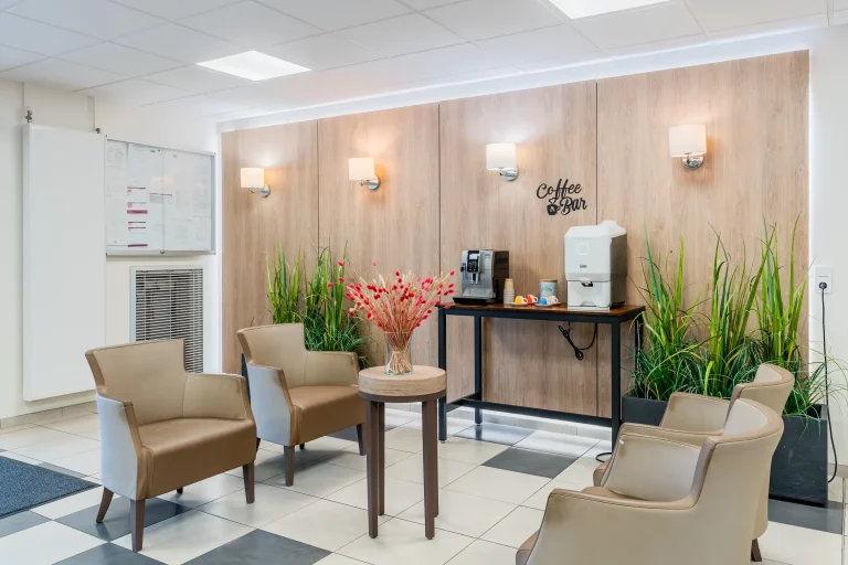 Résidence services seniors République-Dames à Marseille