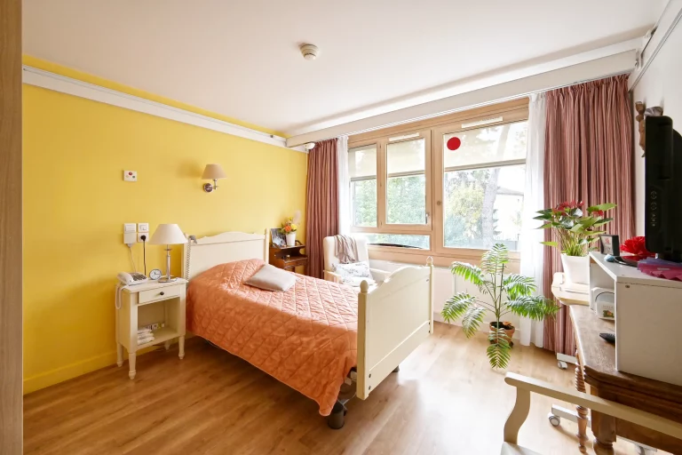 Maison de retraite médicalisée EHPAD Les Bains à Saint-Péray