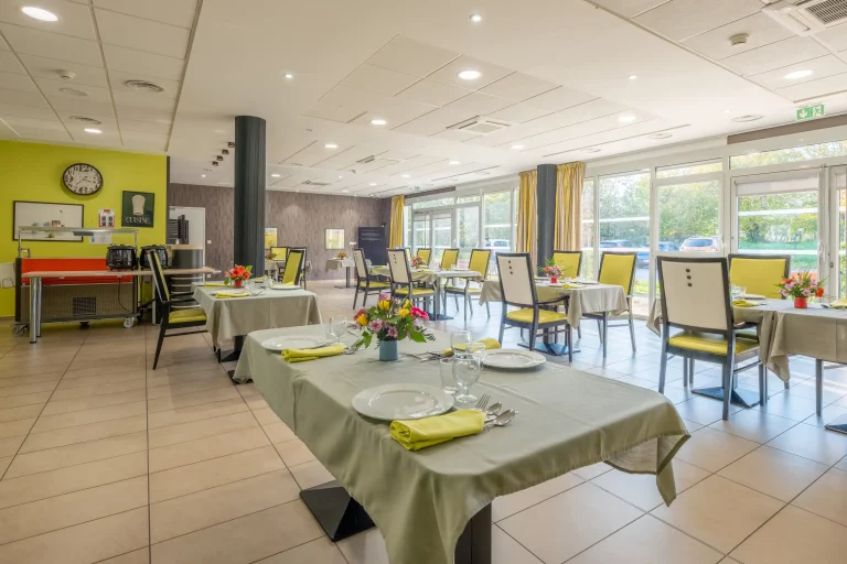 Maison de retraite médicalisée EHPAD Résidence Ameyzieu à Talissieu