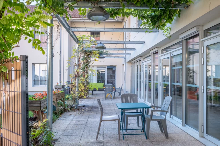 Maison de retraite médicalisée EHPAD Résidence Ameyzieu à Talissieu