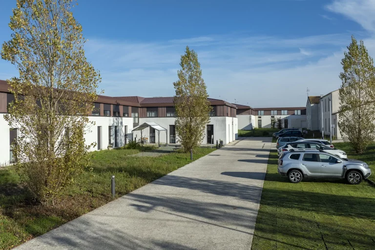 Maison de retraite médicalisée EHPAD Résidence Les Jardins des Tilleuls à Trizay