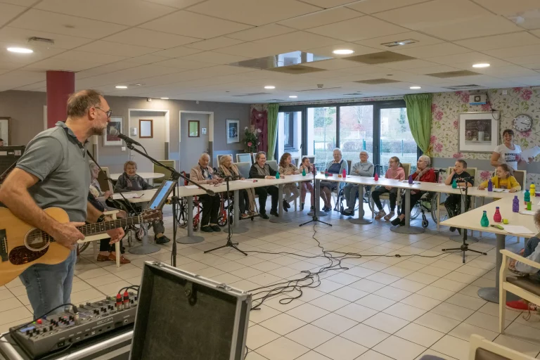 Maison de retraite médicalisée EHPAD Résidence La Varenne à Arques-la-Bataille