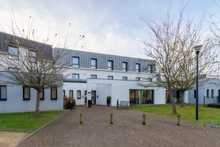 Maison de retraite médicalisée EHPAD Résidence La Varenne à Arques-la-Bataille