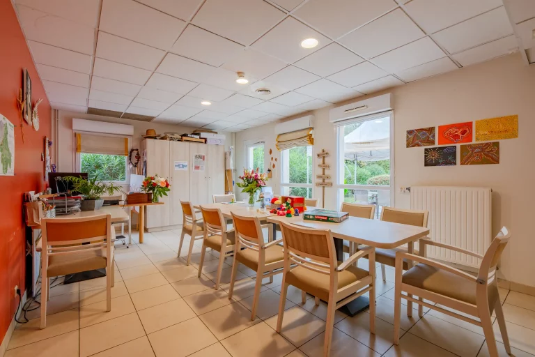 Maison de retraite médicalisée EHPAD Résidence Les Clos de Planestel à Bagnols-en-Forêt