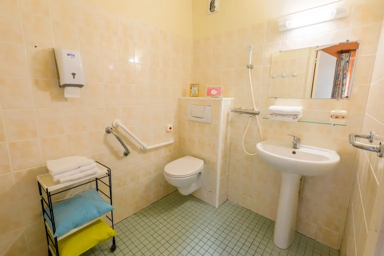 Maison de retraite médicalisée EHPAD Résidence Le Manoir à Bray-et-Lû