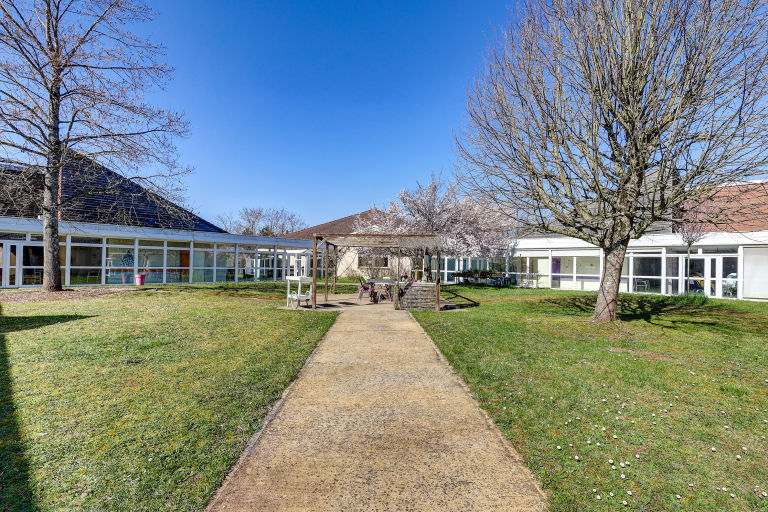 Maison de retraite médicalisée EHPAD Résidence Coronis à Belleneuve