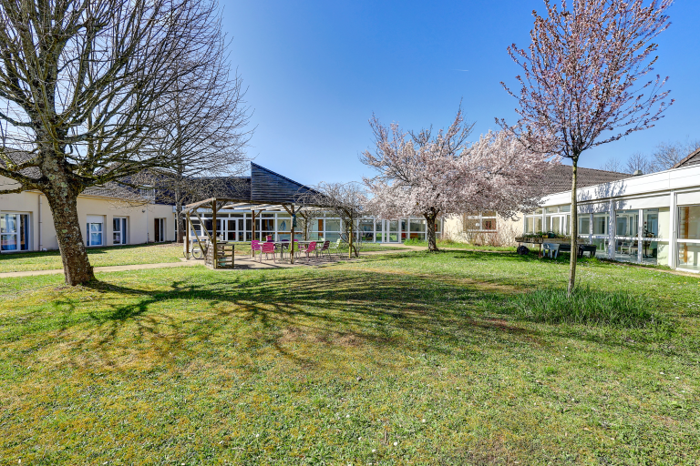 Maison de retraite médicalisée EHPAD Résidence Coronis à Belleneuve