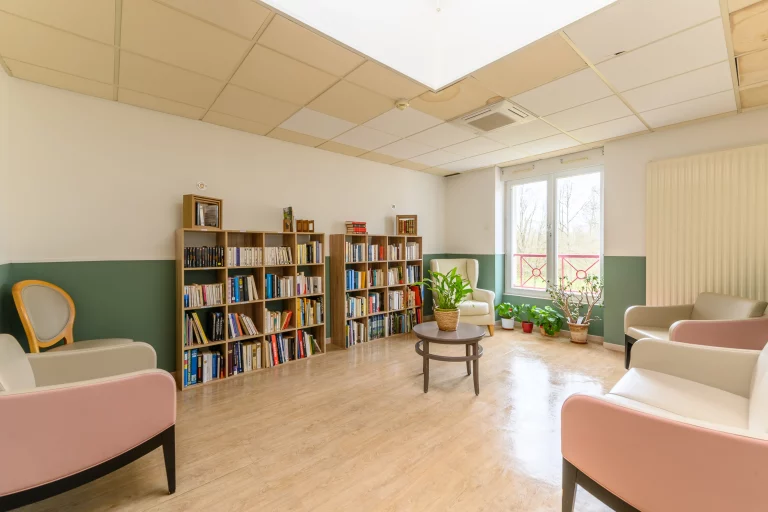 Maison de retraite médicalisée EHPAD Les Chênes Rouges à Bourron-Marlotte