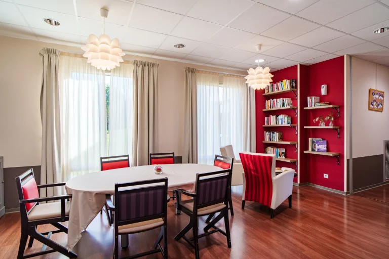 Maison de retraite médicalisée EHPAD Les Chaminades à Champagnac-de-Belair