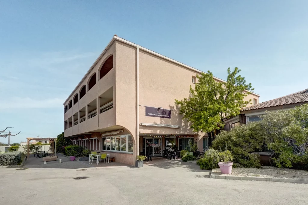 Maison de retraite médicalisée EHPAD Les Jardins de Valtrède à Châteauneuf-les-Martigues