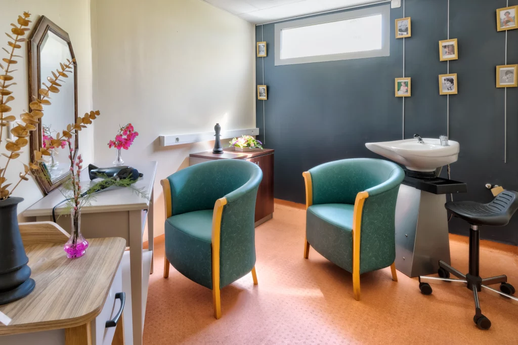 colisee-france-ehpad-bleu-d-azur-cannes-023 (1)