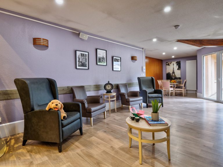 Maison de retraite médicalisée EHPAD Home du Vernay à Esserts-Blay