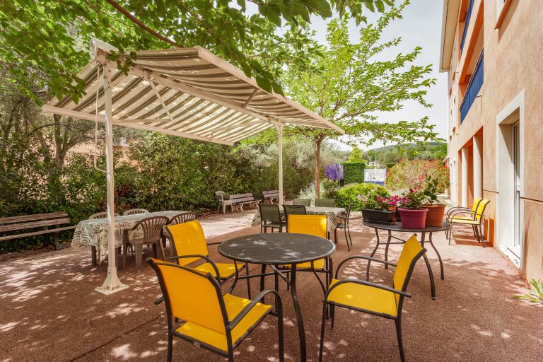 Maison de retraite médicalisée EHPAD Résidence Les Figuiers à Solliès-Pont