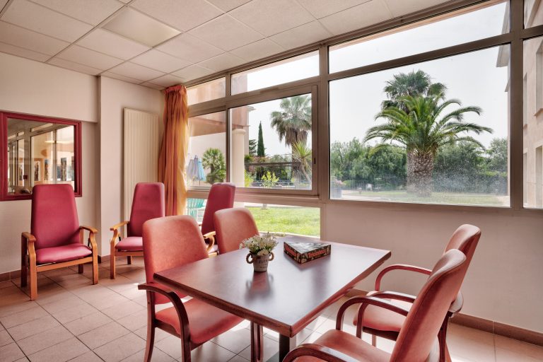 Maison de retraite médicalisée EHPAD Résidence Les Figuiers à Solliès-Pont