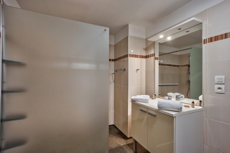 Chambre - Résidence services seniors Les Bords de L’Aveyron à Nègrepelisse