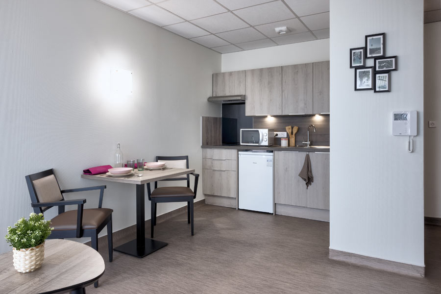 colisee-france-residence-services-senior-hautevill-age-hauteville-les-dijon-19-COL-BOSSEBOEUF1