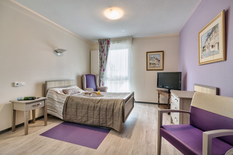 Maison de retraite médicalisée EHPAD Château de Cosnac à Cosnac