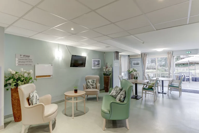 Maison de retraite médicalisée EHPAD Résidence Les Candélies à Chatel-Guyon