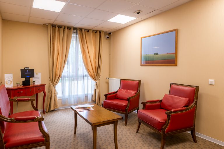 Maison de retraite médicalisée EHPAD Résidence Les Pâtureaux à Courtenay