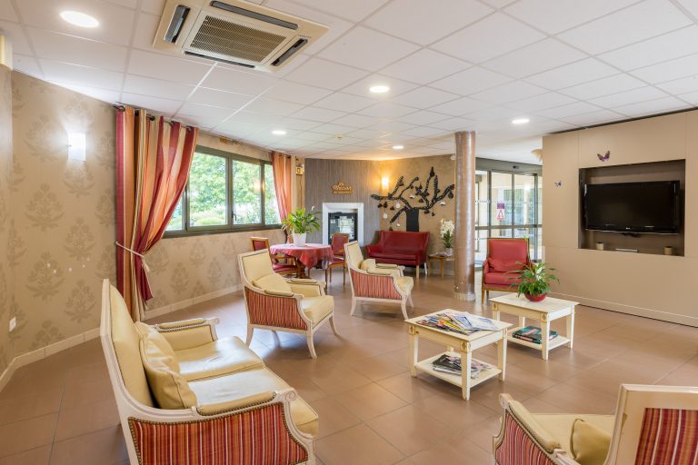 Maison de retraite médicalisée EHPAD Résidence Les Pâtureaux à Courtenay