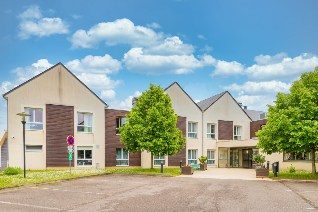 Maison de retraite médicalisée EHPAD Résidence Les Pâtureaux à Courtenay