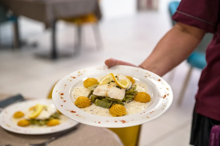 Restauration - Plat - La Maison des Trois Becs Grane