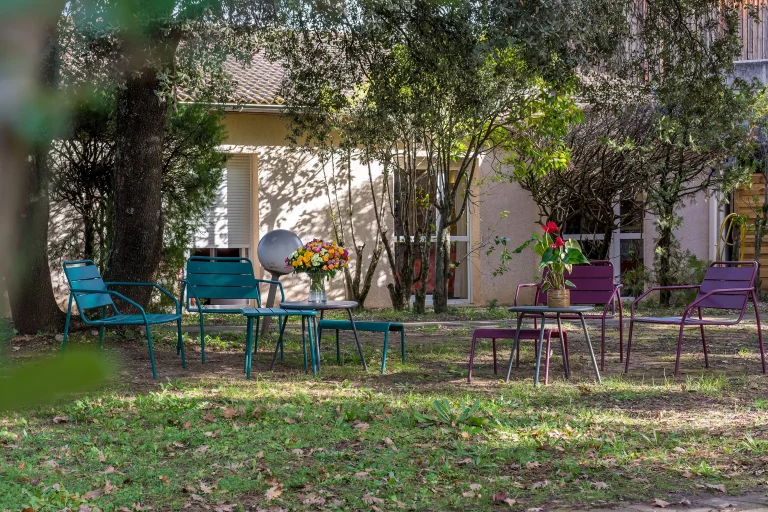 Maison de retraite médicalisée EHPAD Résidence de La Tour à La Baume-de-Transit