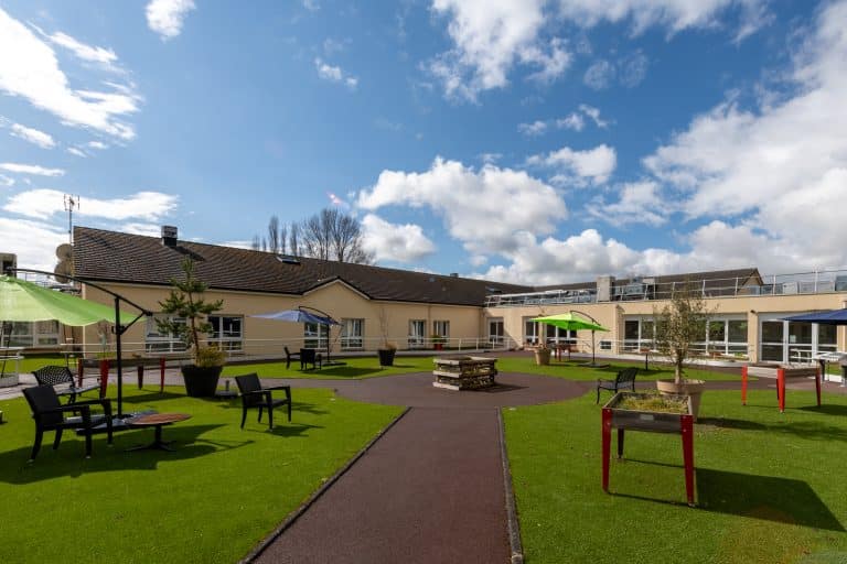 Maison de retraite médicalisée EHPAD Résidence Les Trois Hameaux à Morgny-La-Pommeraye