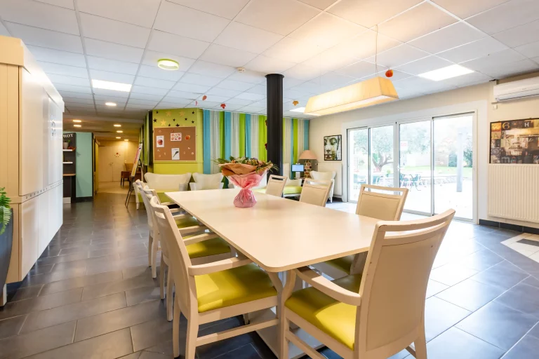 Maison de retraite médicalisée EHPAD Résidence Mélusine à Montélier