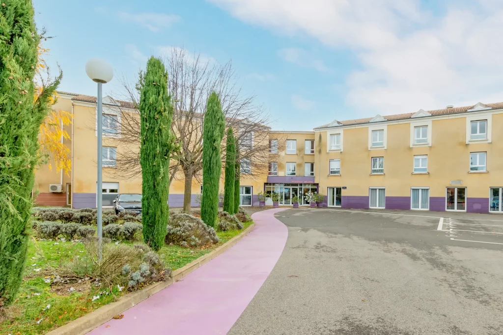 Maison de retraite médicalisée EHPAD Résidence Mélusine à Montélier