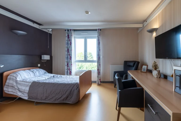 Maison de retraite médicalisée EHPAD Résidence Mélusine à Montélier