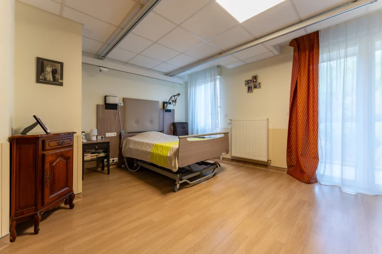 Maison de retraite médicalisée EHPAD Les Soleiades à Nîmes