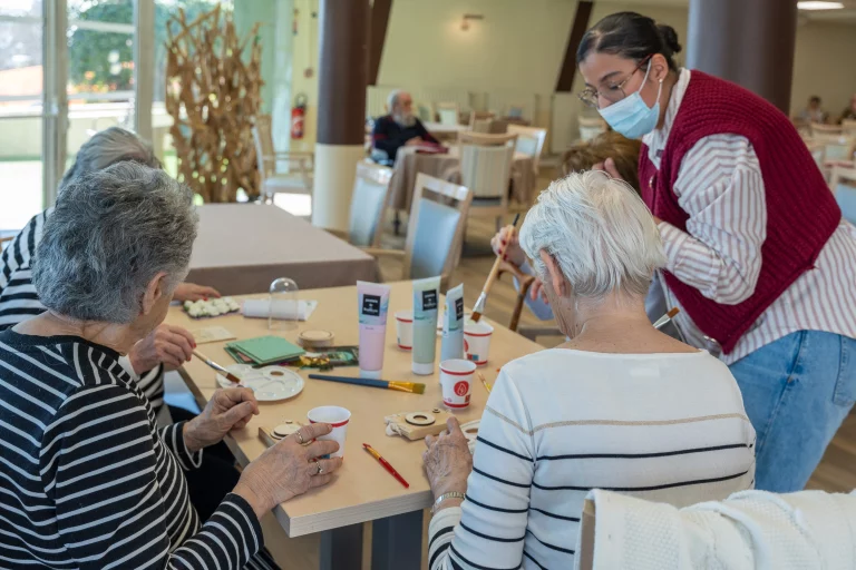 Maison de retraite médicalisée EHPAD Les Oliviers à Nîmes