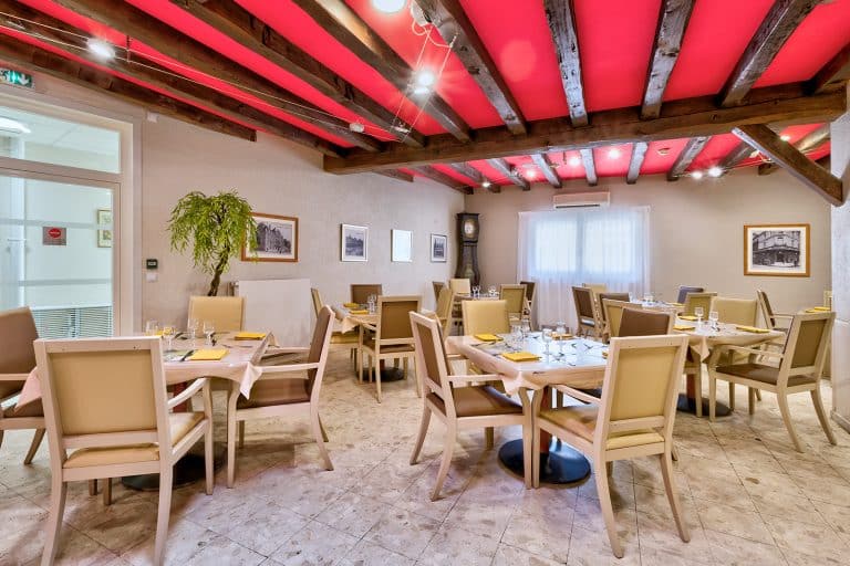 Maison de retraite médicalisée EHPAD Résidence Les Tilleuls à Chatellerault