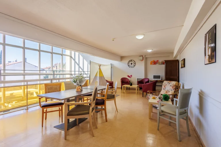 Maison de retraite médicalisée EHPAD Les Terrasses du Ventoux au Pontet