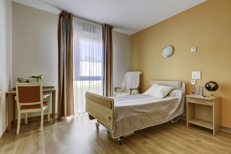 Maison de retraite médicalisée EHPAD Résidence d’Azur à Roquefort-la-Bédoule