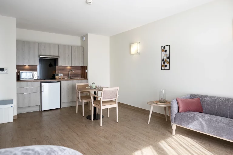 Résidence services seniors La Maison des Trois Becs au Grane