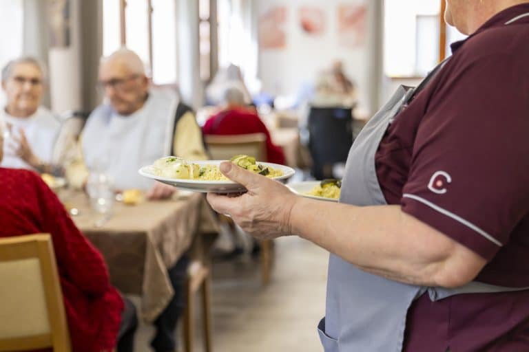 Maison de retraite médicalisée EHPAD Les Colibris à Saint-Cannat