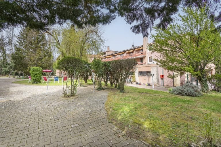 Maison de retraite médicalisée EHPAD Les Colibris à Saint-Cannat
