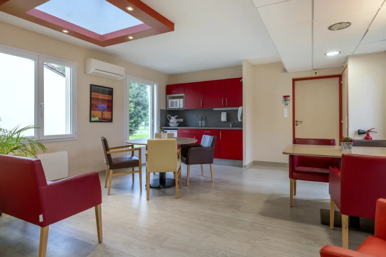 Maison de retraite médicalisée EHPAD Les Scévolles à Monts-sur-Guesnes