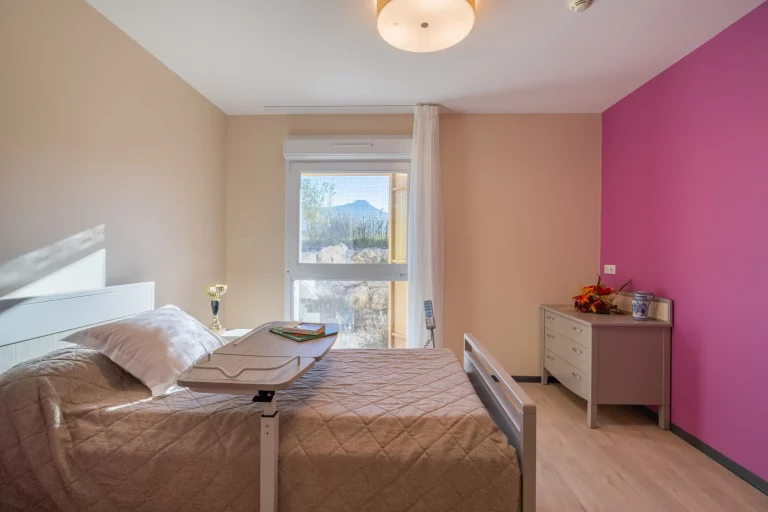 Maison de retraite médicalisée EHPAD Résidence Olympe à Trets